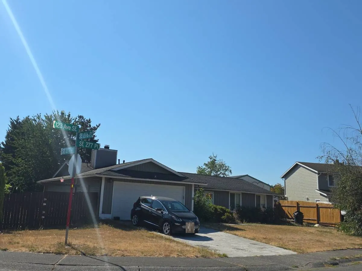 277th Pl, Kent, WA 98030 #1