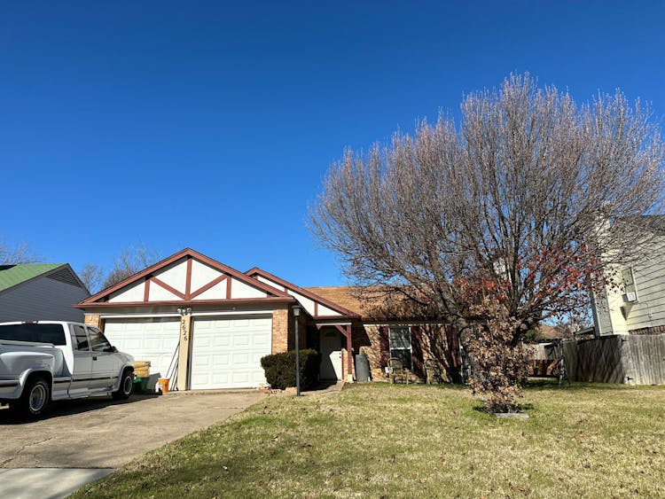 2626 Hamilton Dr Grand Prairie, TX 75052, Tarrant County