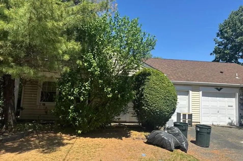 102 Waldorf Pl Vauxhall, NJ 07088, Union County