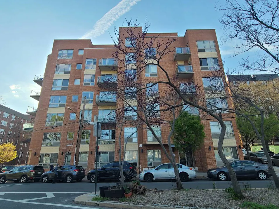 3585 Greystone Avenue, Unit 1b Bronx, NY 10463, Bronx County
