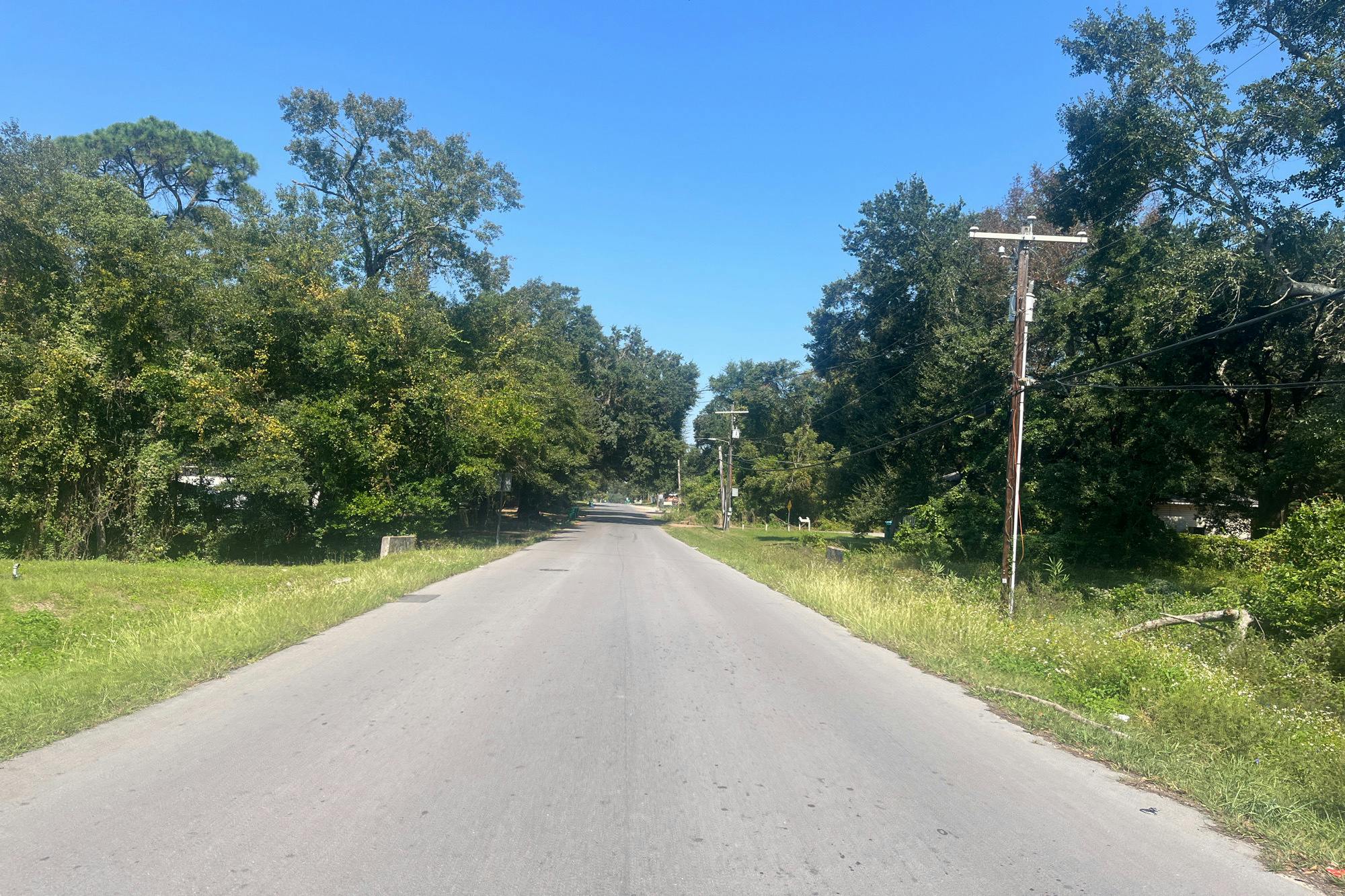 F Ave, Gulfport, MS 39507
