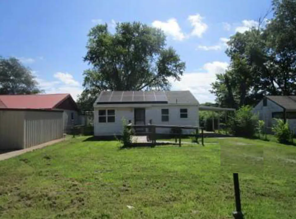 104 N Shawnee Ave Dewey, OK 74029, Washington County