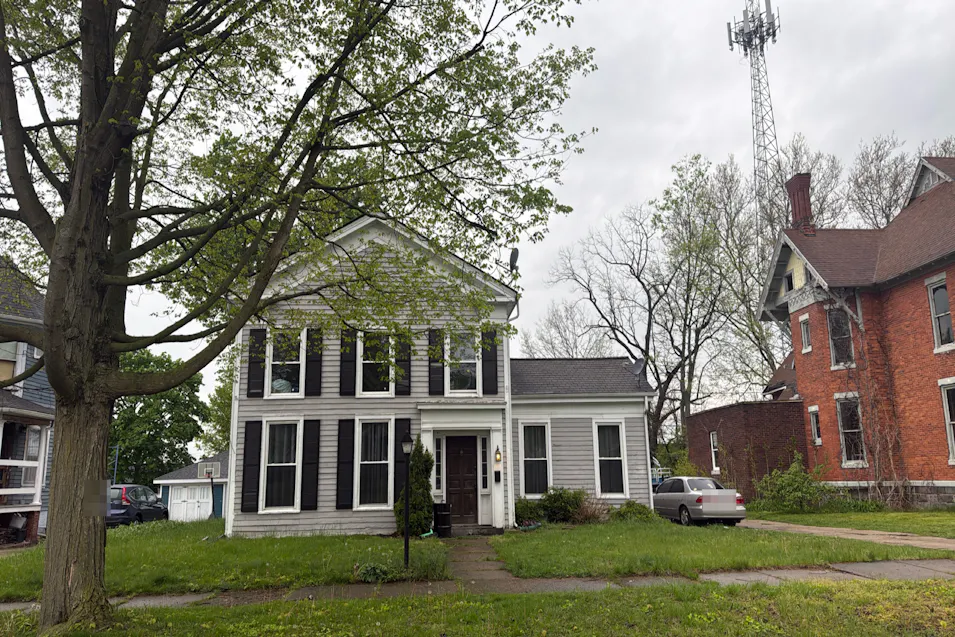 318 N 4th St Niles, MI 49120, Berrien County