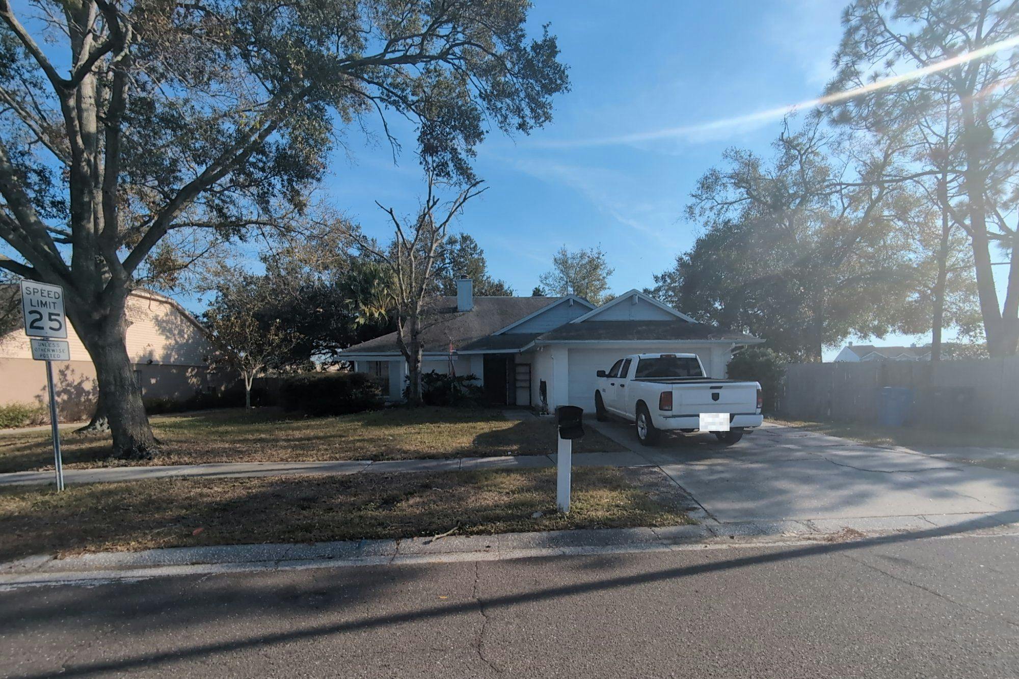 Hollowell Dr, Tampa, FL 33634