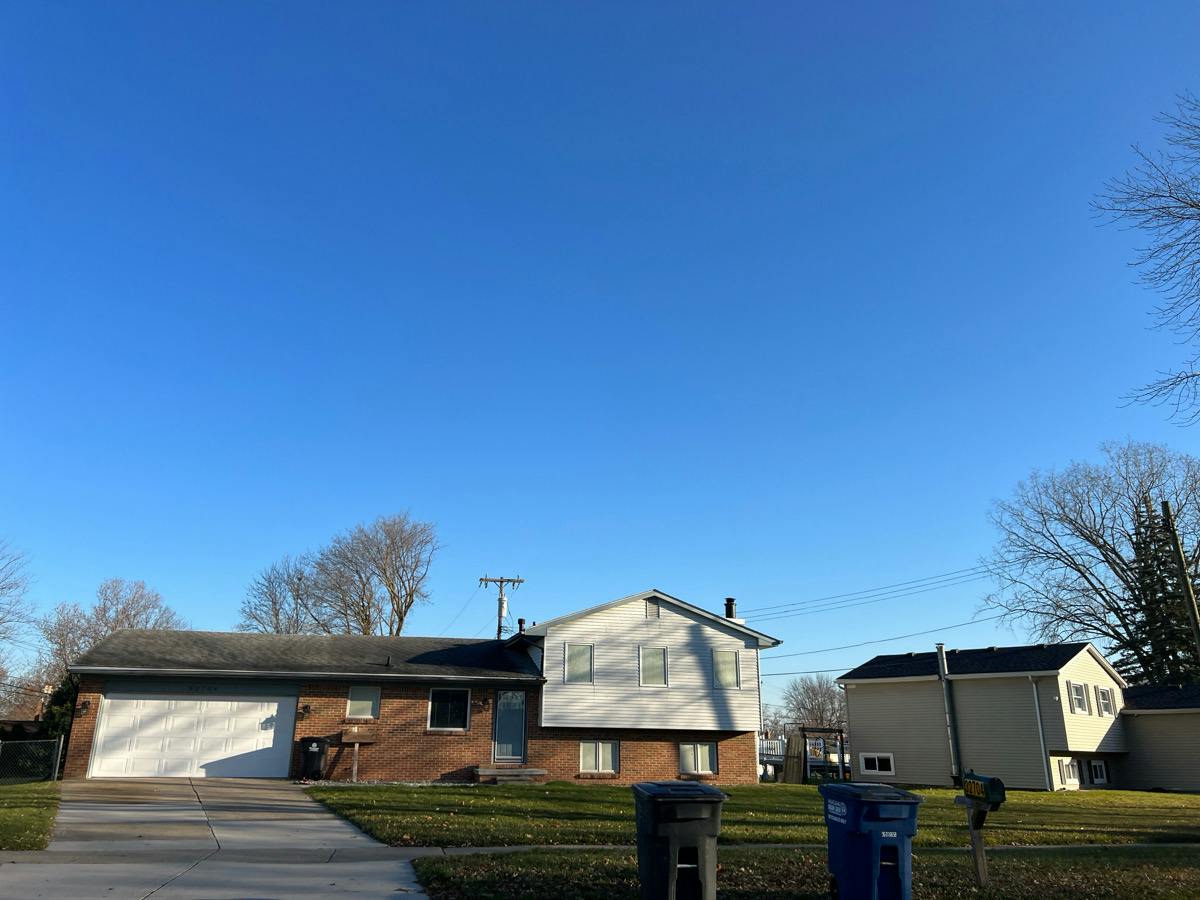 Ann Arbor Trl, Westland, MI 48185