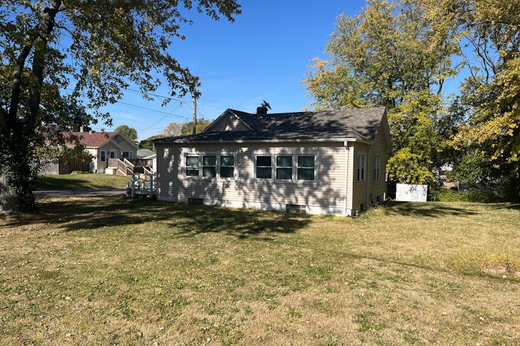 144 Crescent Ave East Peoria, IL 61611, Tazewell County