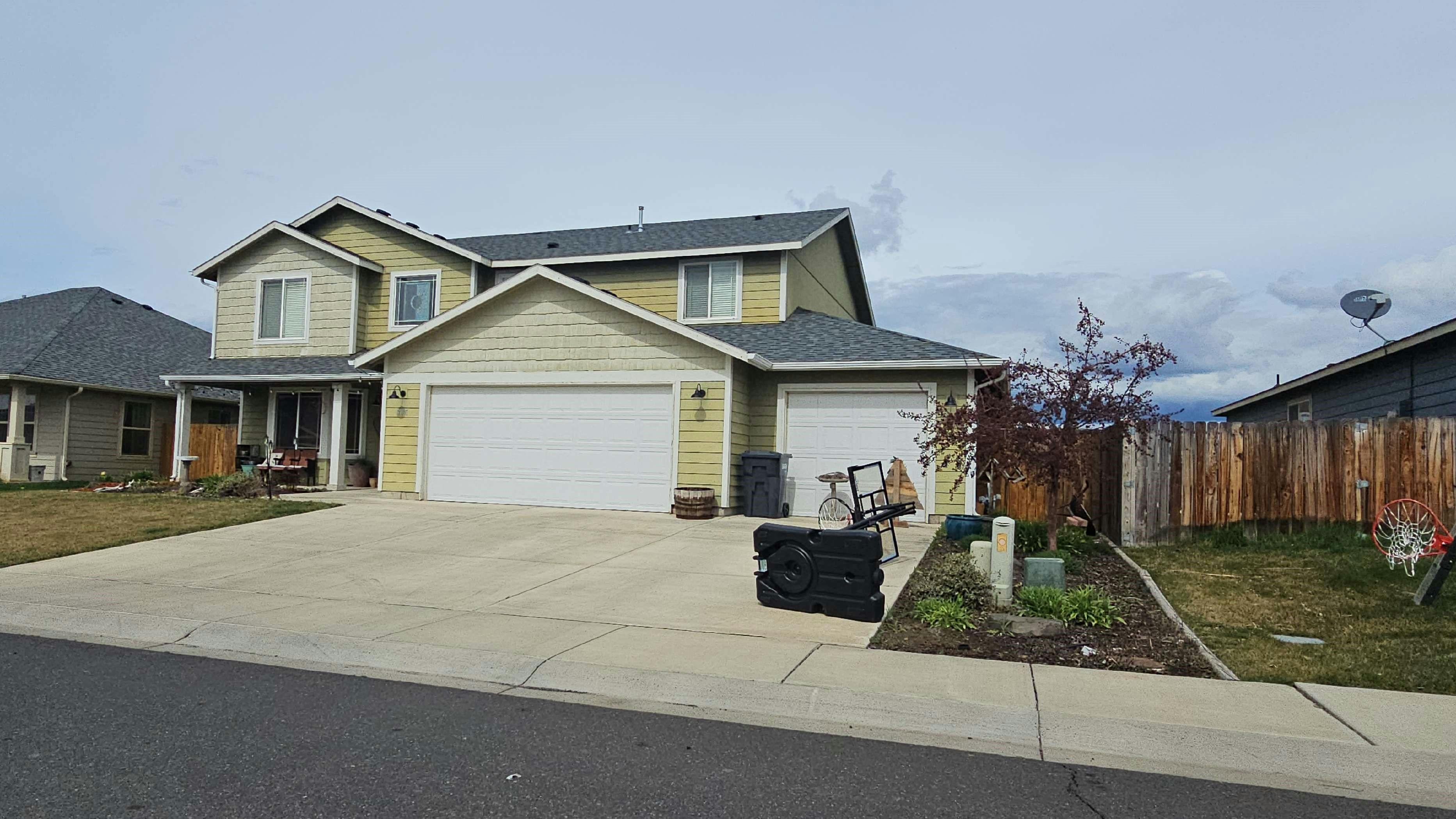 Citra Ave, Moxee, WA 98936 #1