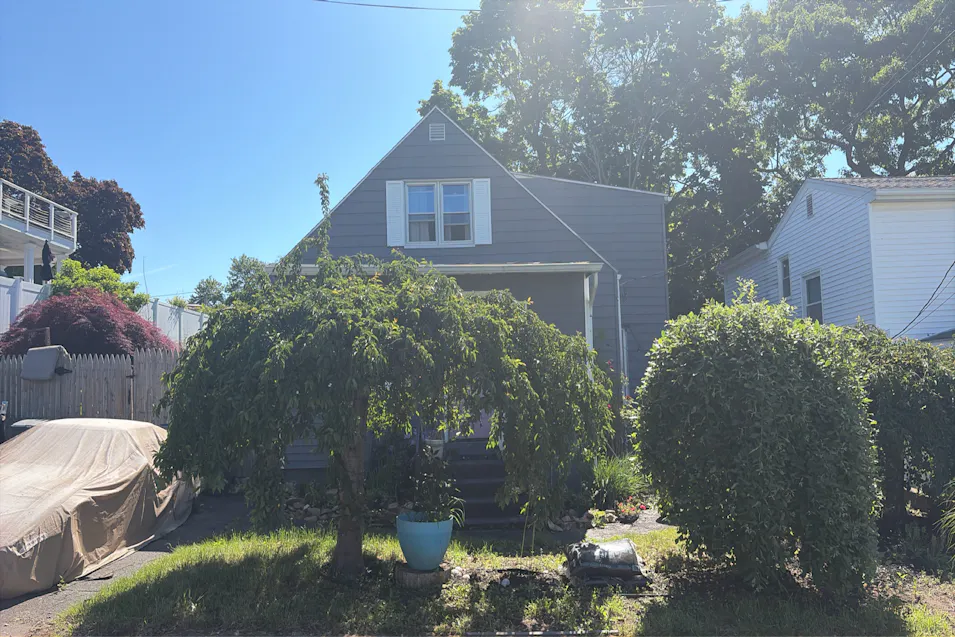 25 Palmetto Trl East Haven, CT 06512, New Haven County
