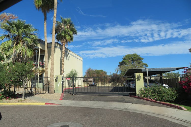 740 W Elm St Unit 218 Phoenix, AZ 85013, Maricopa County