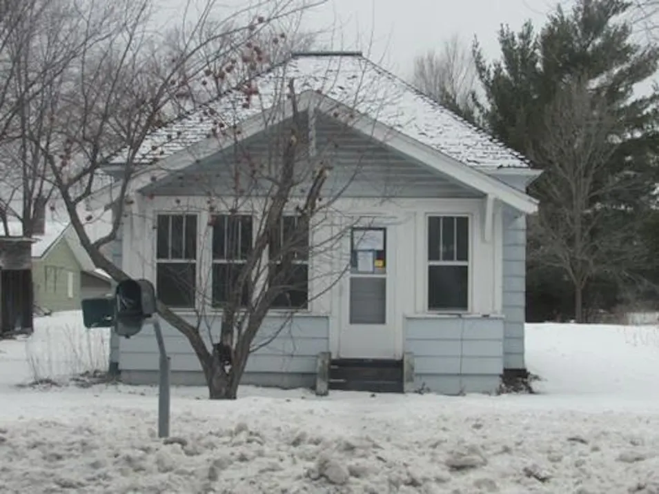 213 7th St NE Little Falls, MN 56345, Morrison County