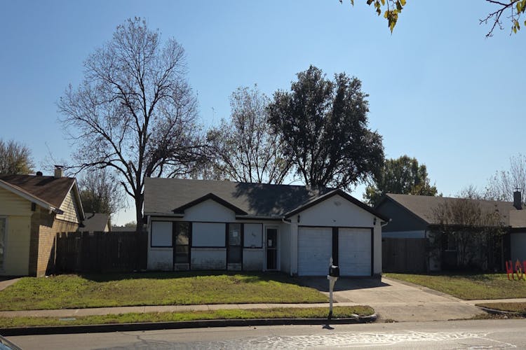 545 Park Center Blvd Saginaw, TX 76179, Tarrant County