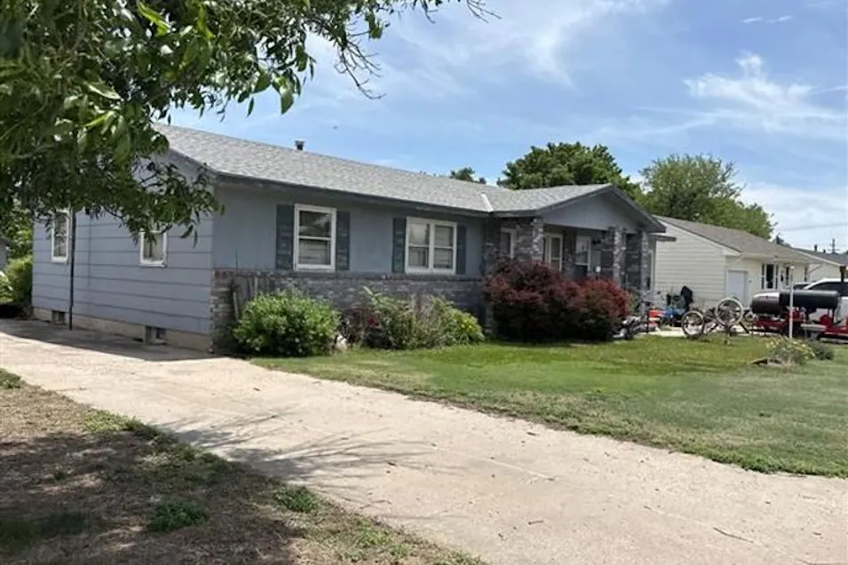 1009 Eisenhower Dr. Norton, KS 67654, Norton County