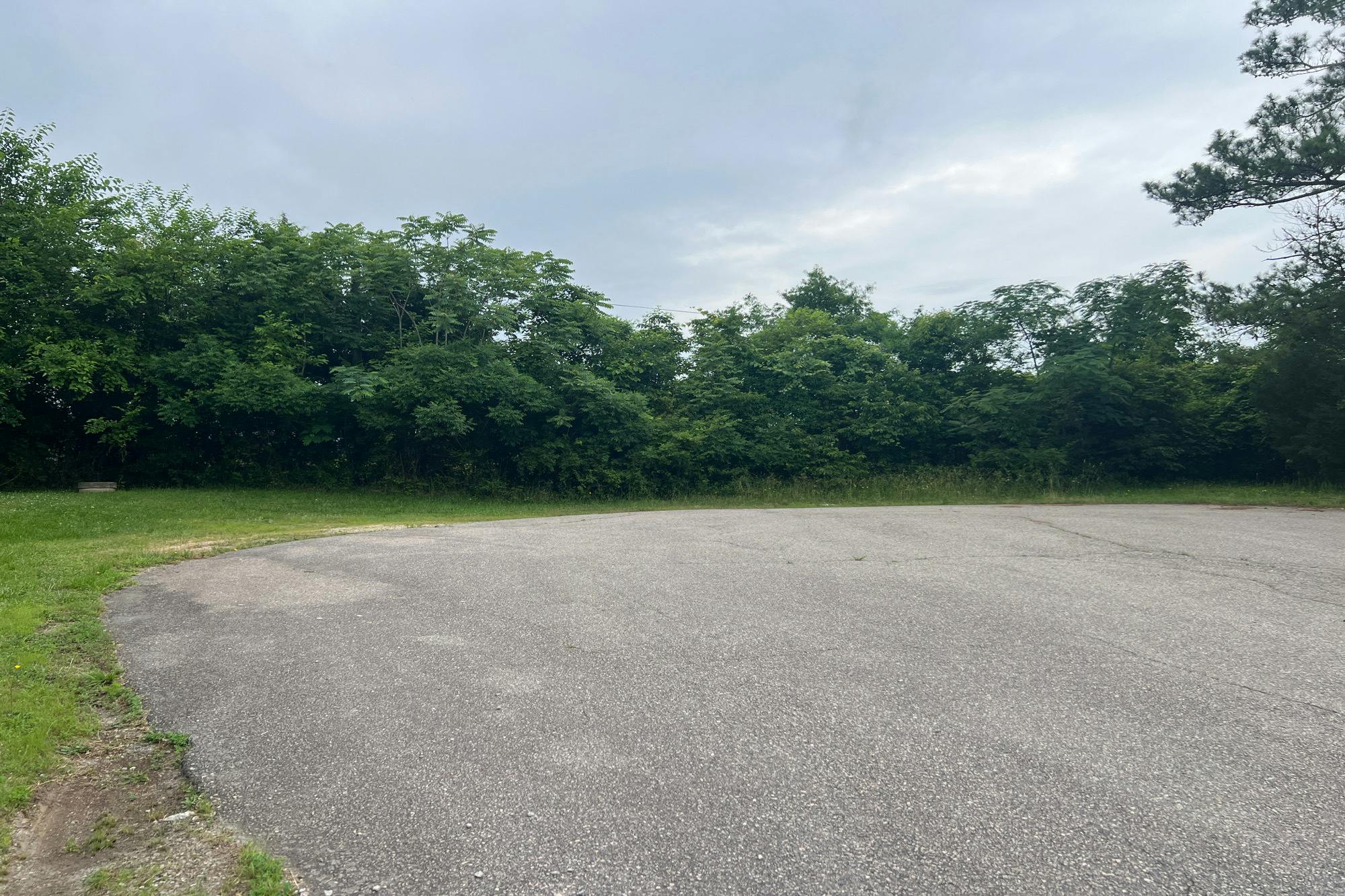 Boisseau Dr, Petersburg, VA 23803