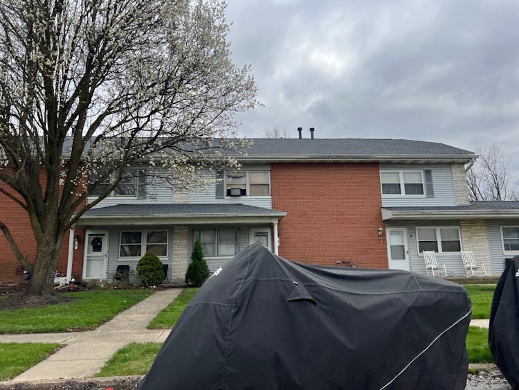 6 Oak Street Columbus, OH 43217, Franklin County