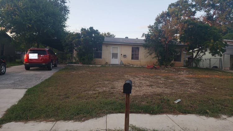 447 Rasa Dr San Antonio, TX 78227, Bexar County