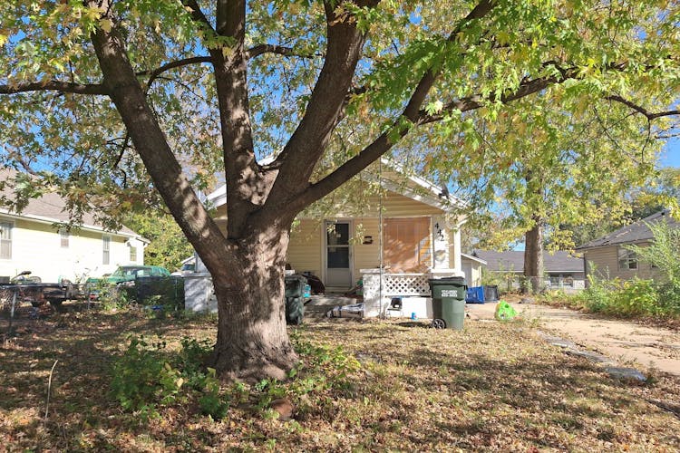 442 Michigan St Lawrence, KS 66044, Douglas County