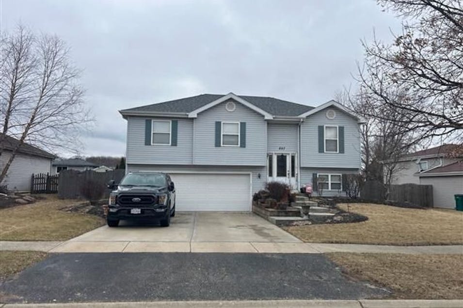 897 Cottonwood Dr Elwood, IL 60421, Will County