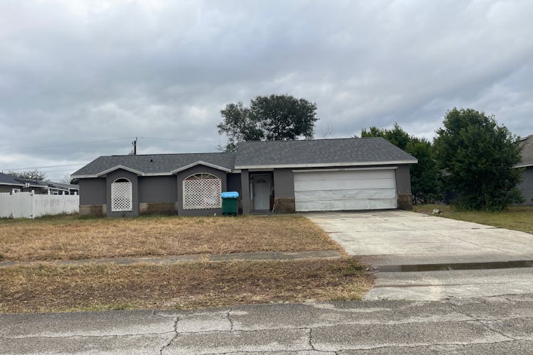 2769 Corrigan Dr Deltona, FL 32738, Volusia-Daytona County