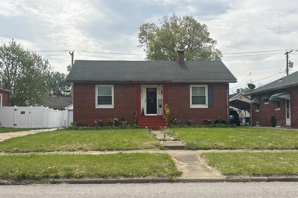 2928 Grand Ave Granite City, IL 62040, Madison County