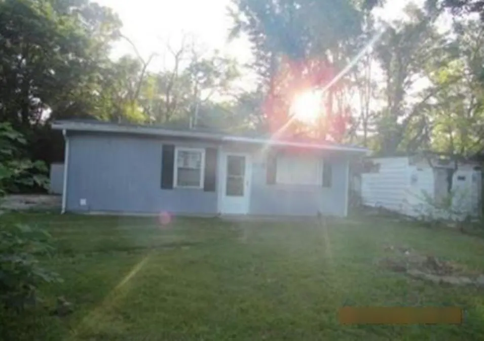 1213 Saint Stephens Dr Cahokia, IL 62206, St. Clair County