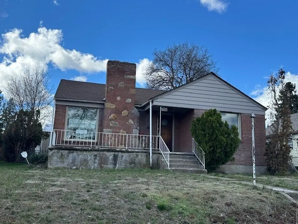 4811 N Lincoln St Spokane, WA 99205, Spokane County