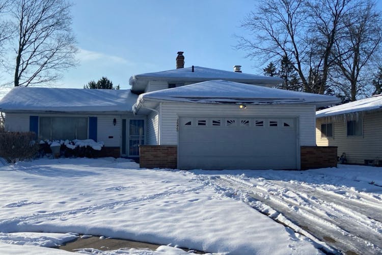 25420 Ronan Rd Bedford Heights, OH 44146, Cuyahoga County