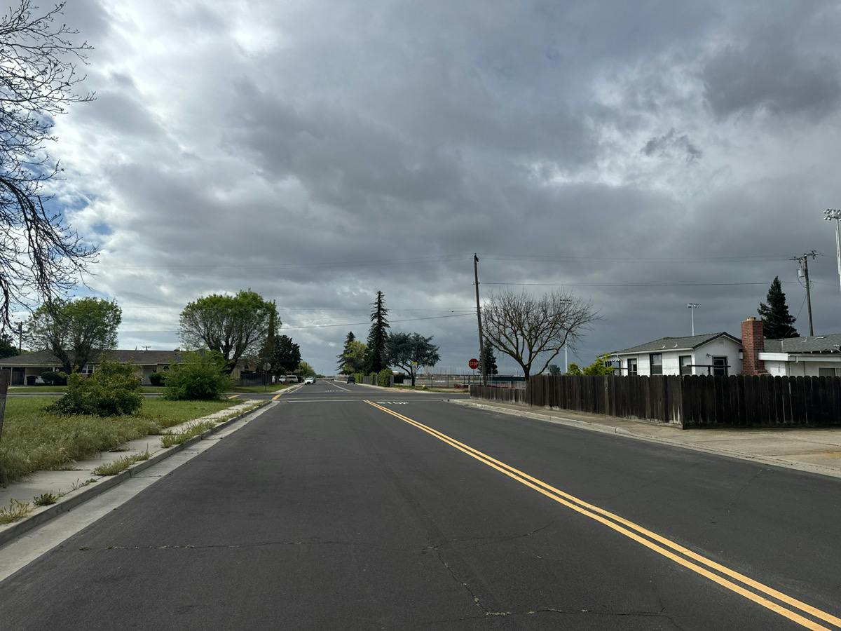 7th St, Livingston, CA 95334
