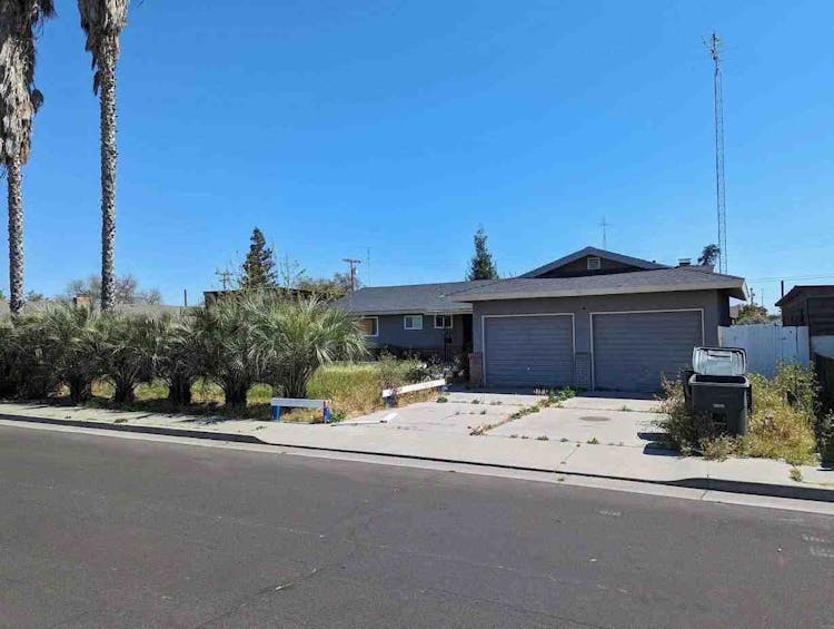 1231 Seventh Street Livingston, CA 95334, Merced County