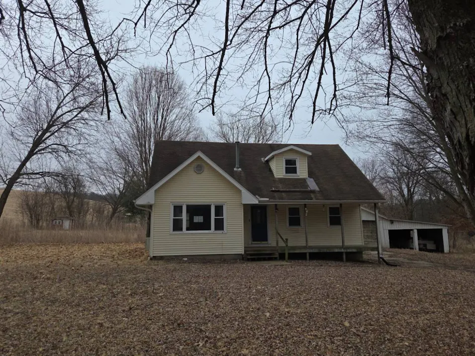 14416 3 Mile Rd Savanna, IL 61074, Carroll County