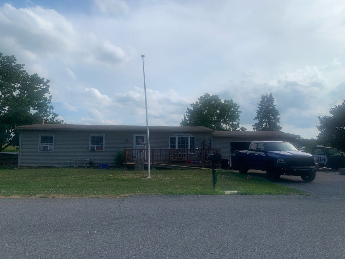 313 HORSESHOE Dr  