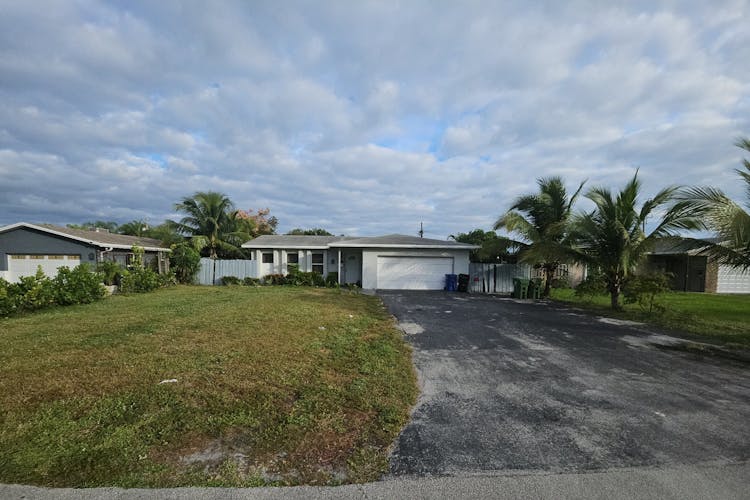 1011 NW 45th St Fort Lauderdale, FL 33309, Broward County