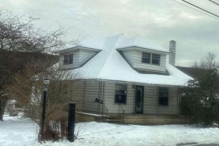 215 West White Bear Drive Summit Hill, PA 18250, Carbon County