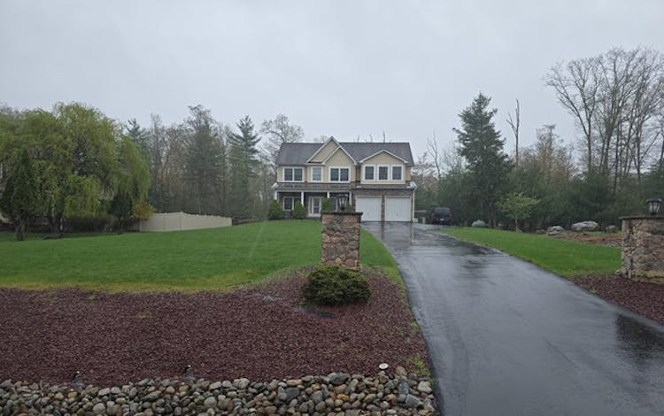 132 Estate Dr Stroudsburg, PA 18301, Monroe County
