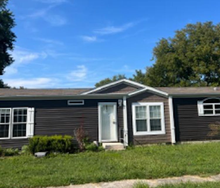 28 E Vine St Campbellsburg, IN 47108, Washington County