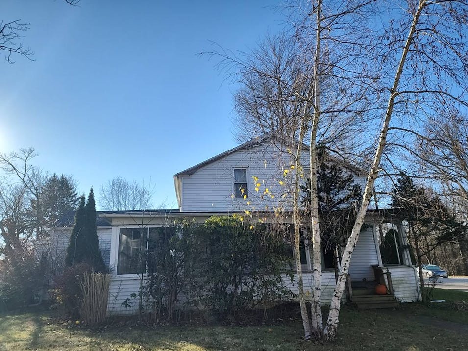 1240 S Maple Street Atwater, OH 44201, Portage County