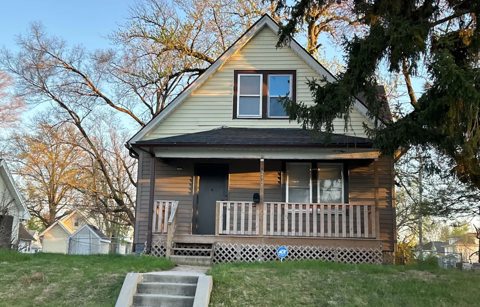 2445 Ellison Ave Omaha, NE 68111, Douglas County