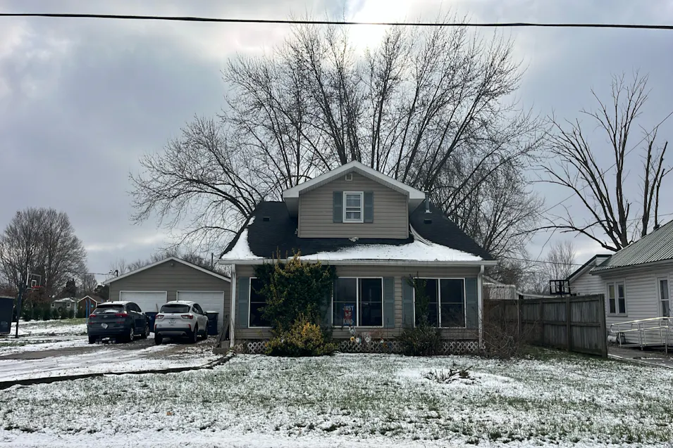 1329 County Road 100 S New Castle, IN 47362, Henry County