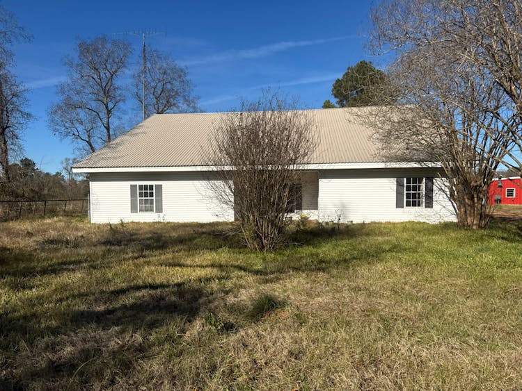 6916 Highway 9 Campti, LA 71411, Natchitoches County