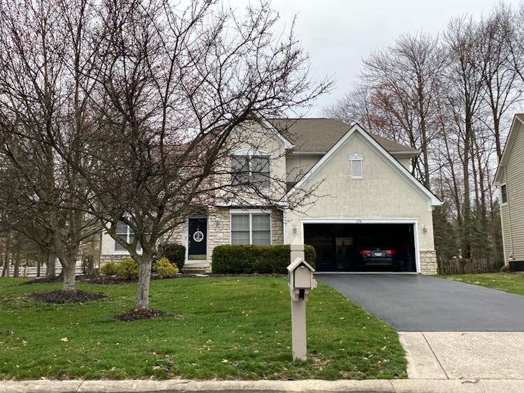 374 Rosewood Court Powell, OH 43065, Delaware County