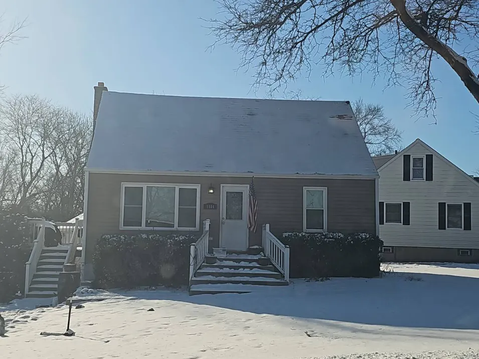 1004 S. Cornell Ave. Villa Park, IL 60181, Dupage County