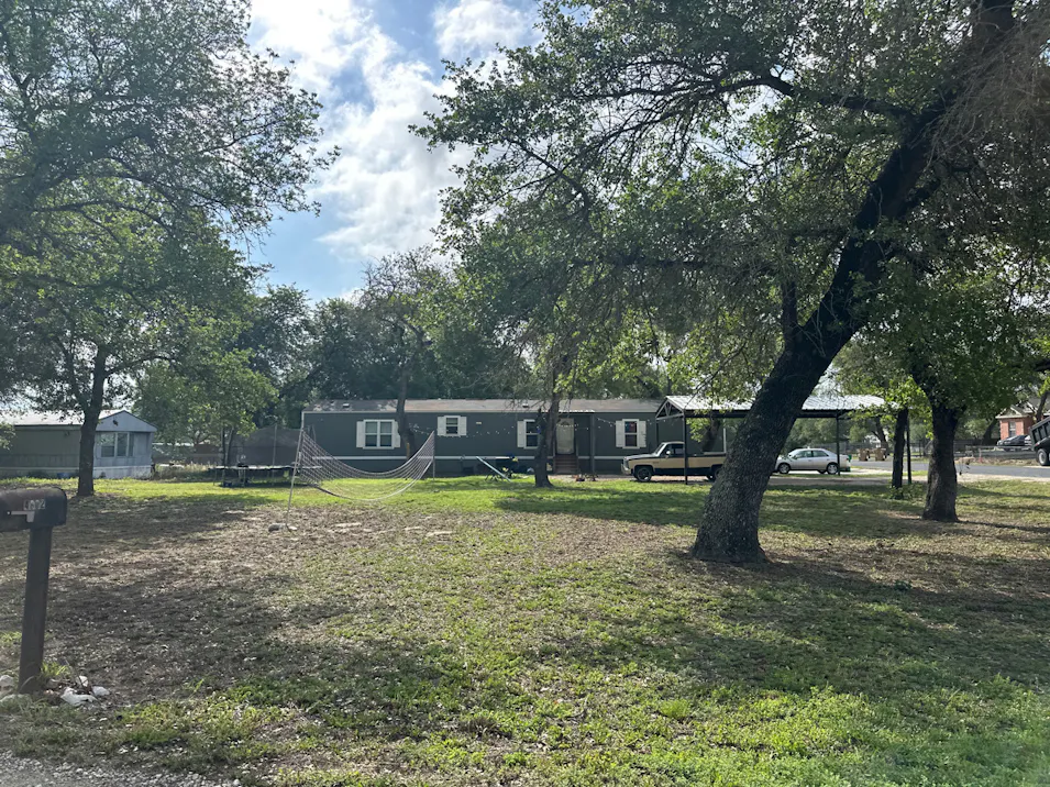 4802 Waterwood Pass Dr Elmendorf, TX 78112, Bexar County