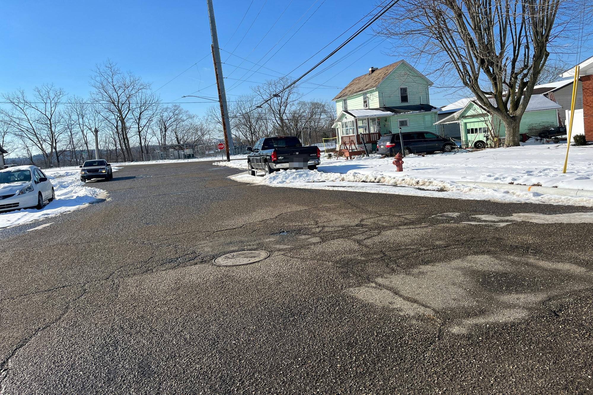 College Ave, New Philadelphia, OH 44663