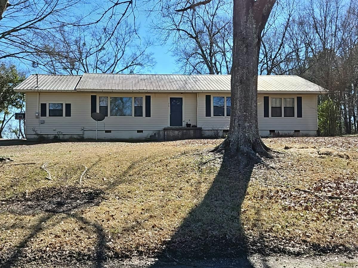 8th Ave, Bay Springs, MS 39422