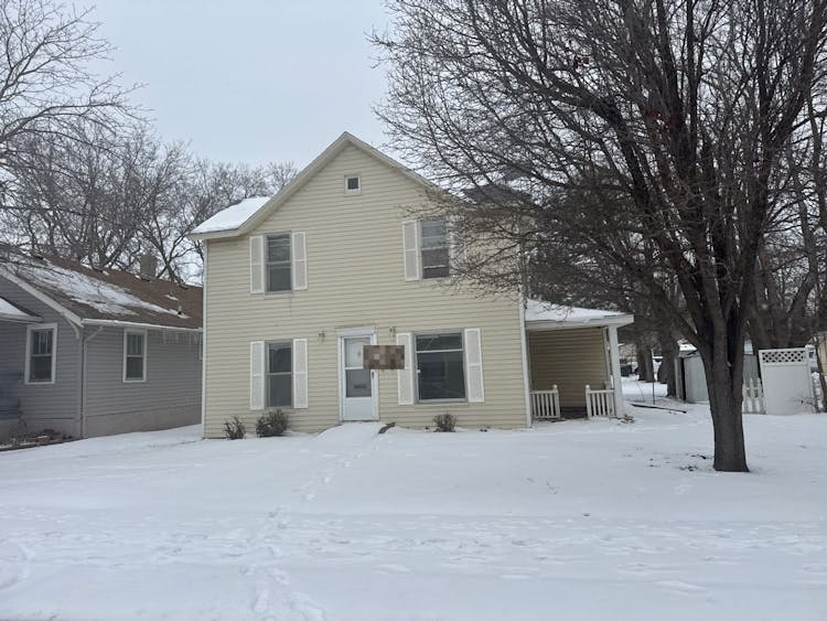 208 E 8th Ave Hutchinson, KS 67501, Reno County