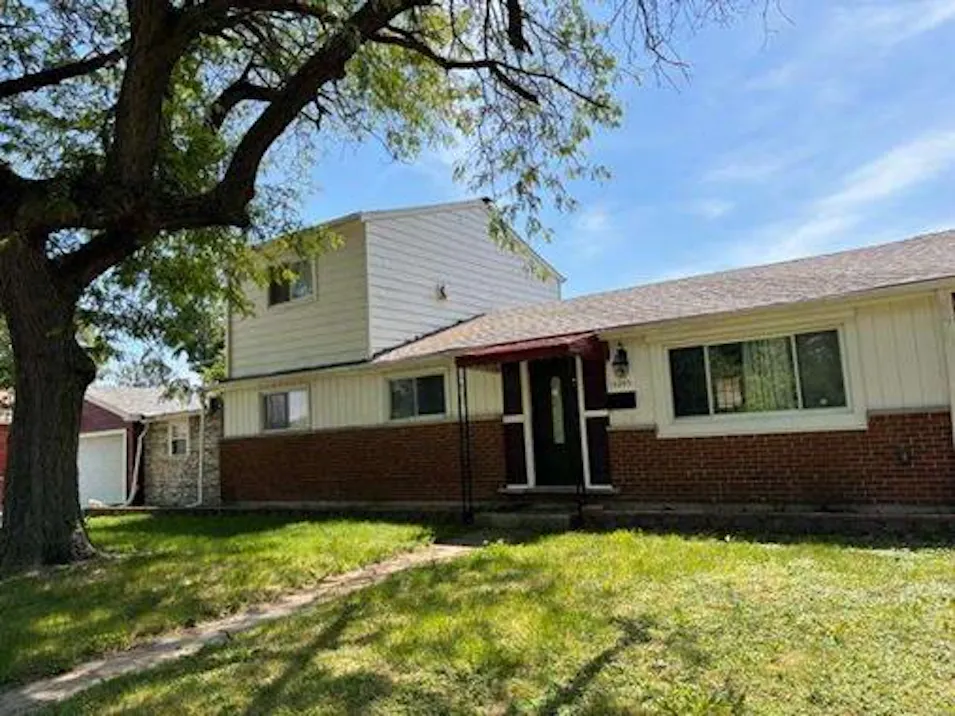 14045 S Claire Blvd Robbins, IL 60472, Cook County