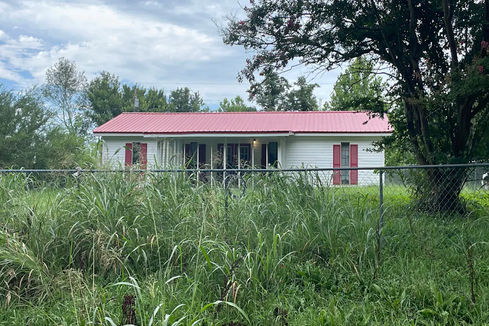 9205 Old Highway 64 Bolivar, TN 38008, Hardeman County