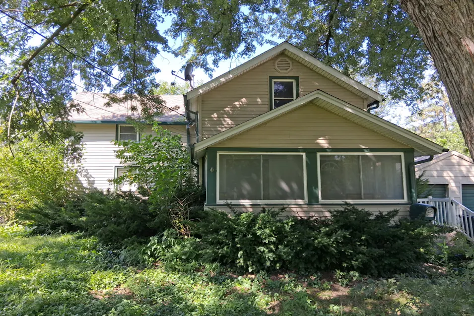 3900 53rd St Des Moines, IA 50310, Polk County
