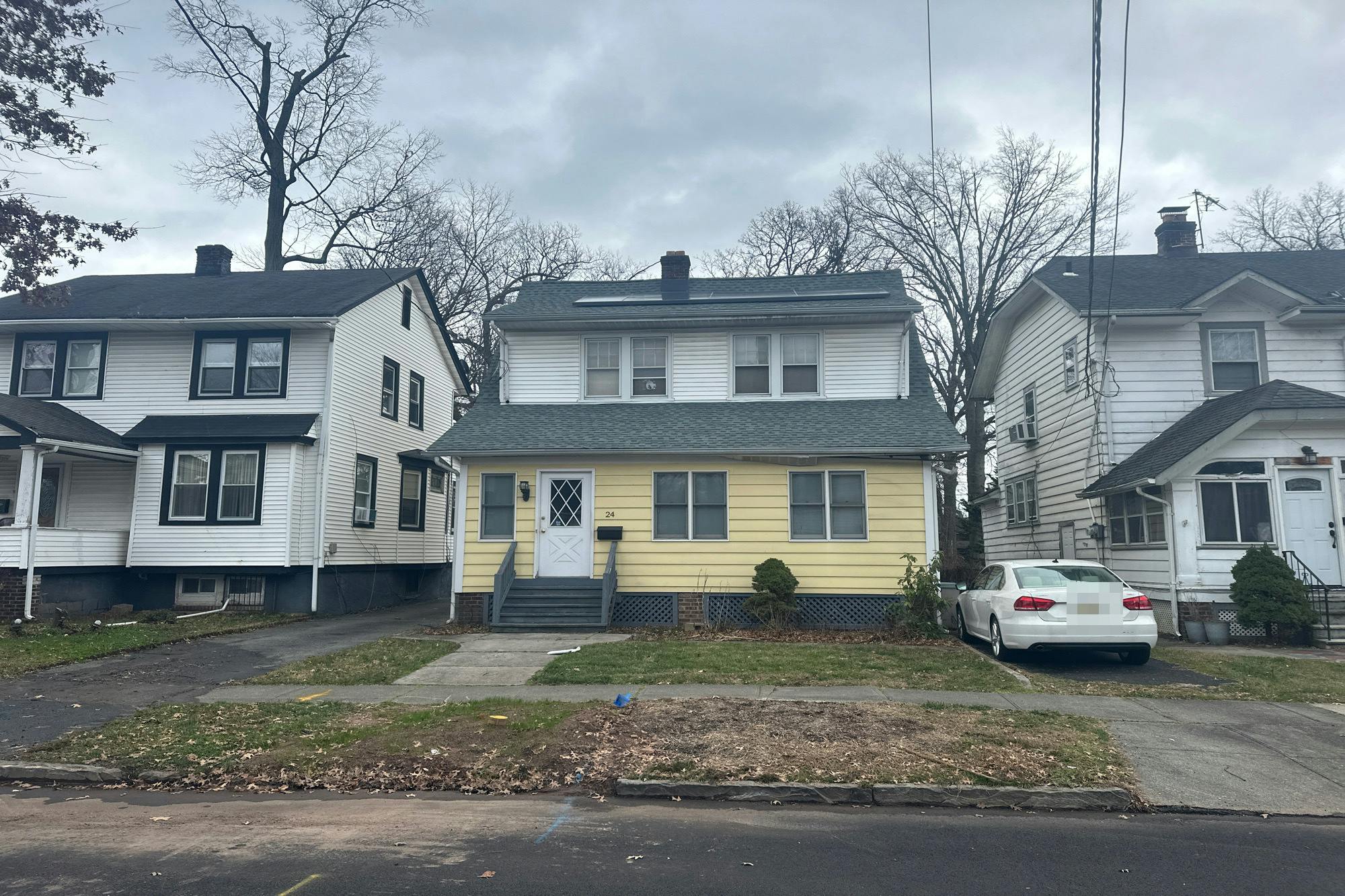 Ridgewood Ave, Irvington, NJ 07111