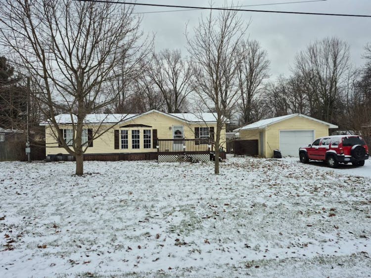 7969 Brandon Drive Parma, MI 49269, Jackson County