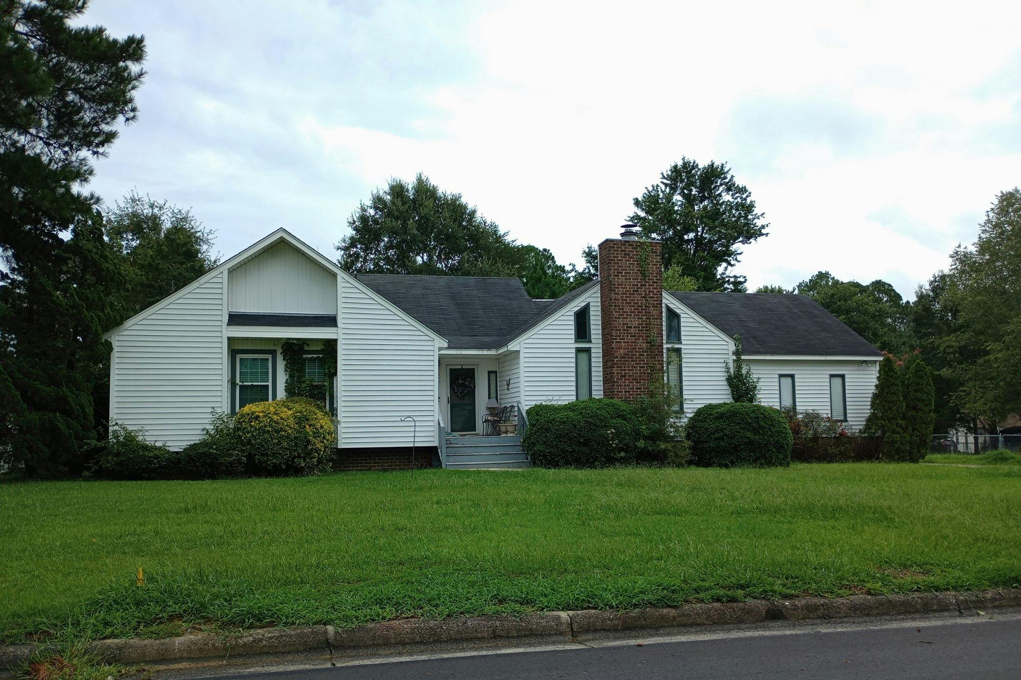 Briarcliff Dr, Greenville, NC 27834